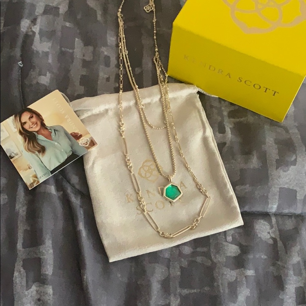 Kendra Scott Necklace